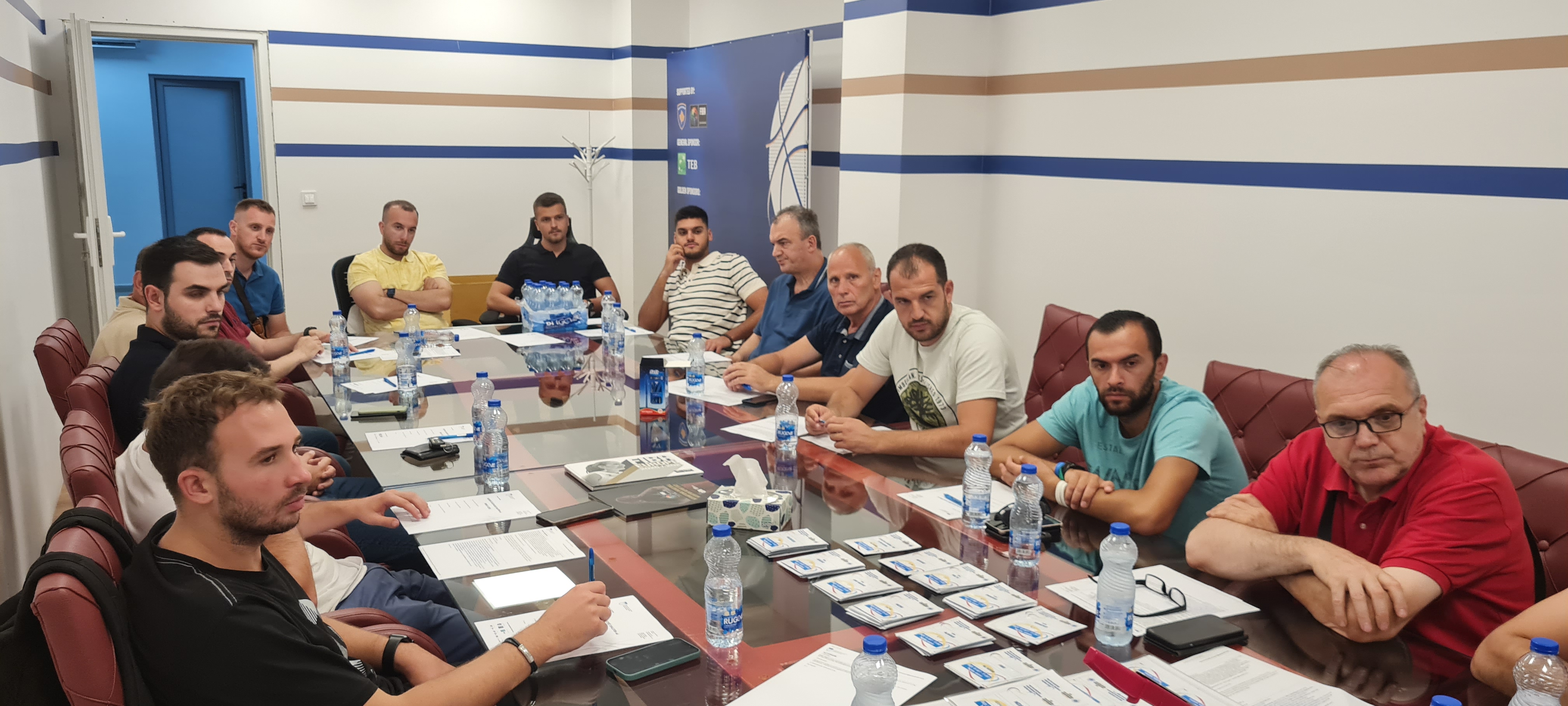 Artan Gashi, rizgjidhet kryetar i SHGJFBK-së